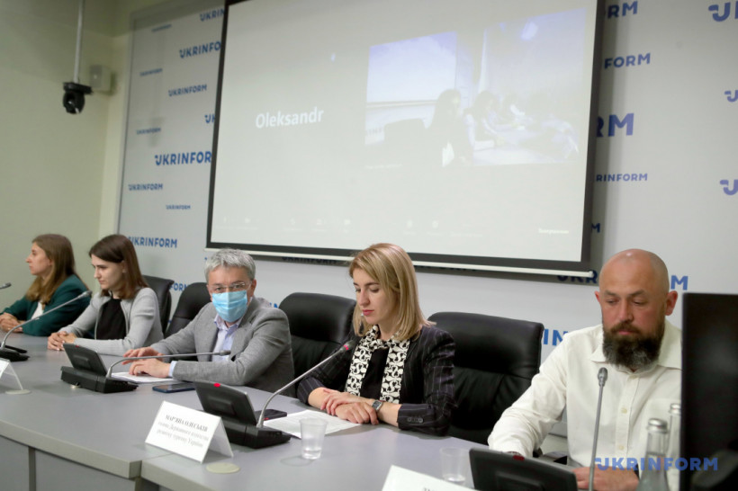 Большинство украинцев планируют провести отпуск в этом году в Украине