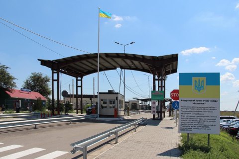 Митниця спростила процедуру постачання гуманітарної допомоги в Україну