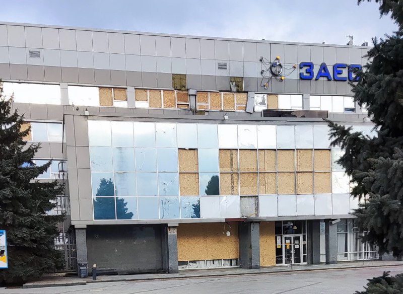 Окупанти планують "утилізувати" боєприпаси просто навпроти першого енергоблока Запорізької атомної, – Енергоатом (фото)