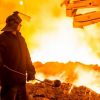 Виробництво чавуну і сталі в Україні скоротилося удвічі