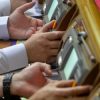 Колекторам заборонять стягувати борги з військовослужбовців та членів їхніх сімей