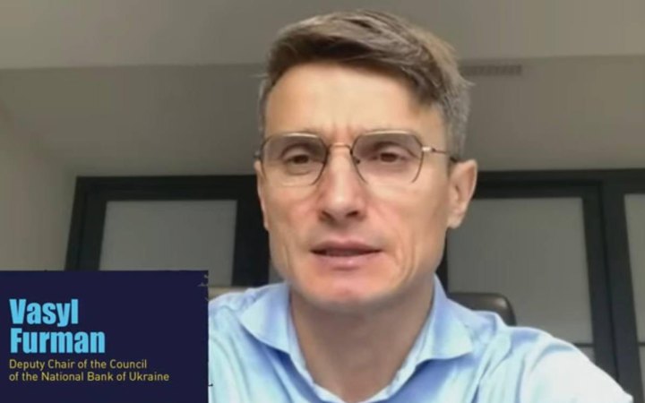 ​Курс гривні найближчим часом залишиться без змін, – Фурман