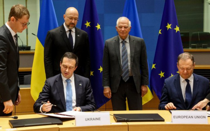 Україна та ЄС підписали нині п’ять угод у Брюсселі, – Шмигаль (фото)