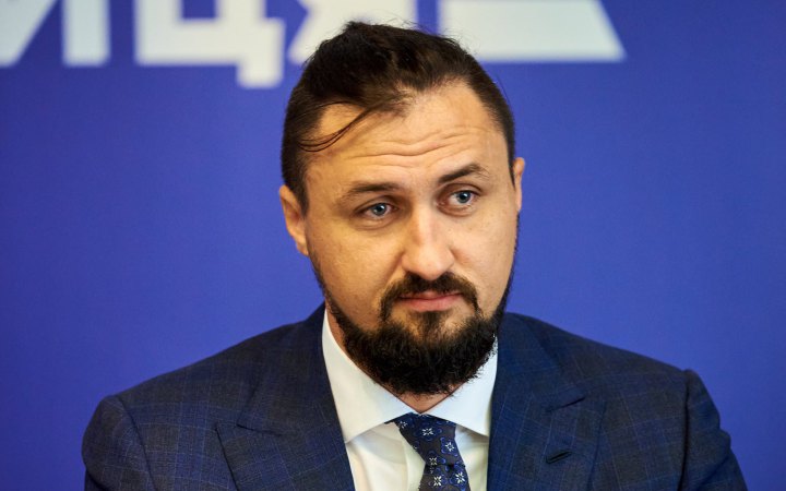 Укрзалізниця збільшила перевезення зерна за місяць на 42%