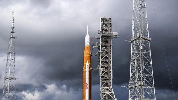 NASA рассматривает еще две даты в сентябре для возможного запуска миссии на Луну
