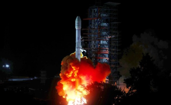 Китай осуществил успешный запуск спутника связи