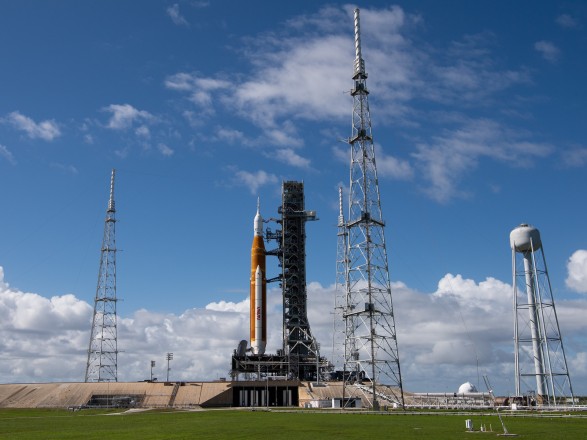 NASA третий раз отложило миссию Artemis 1 на Луну: причины
