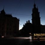 ​Львів зі світлом, у Хмельницькому з електрикою понад 50% споживачів, на Тернопіллі – лише третина населених пунктів (доповнено)