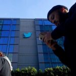 Twitter пытается задобрить рекламодателей после массового оттока рекламы