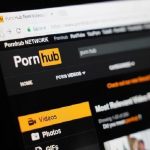 В Україні оштрафували Pornhub за несплату “податків на Google”
