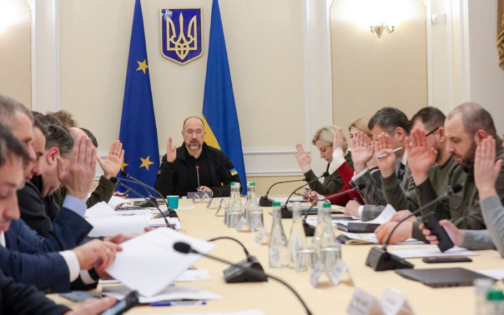 На відновлення зруйнованих об’єктів інфраструктури України уряд виділяє понад 9 мільярдів гривень