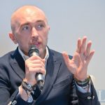 Голова НБУ підтвердив плани ввести ліміти на перекази між картками, аби боротися зі схемою “дропів”