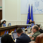 Кабмін дозволив проводити певні види закупівель без відкритих торгів