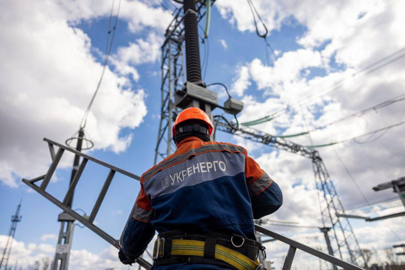 Російські фейки про сім гривень за кіловат і графіки відключення газу. А що відбувається в енергетиці