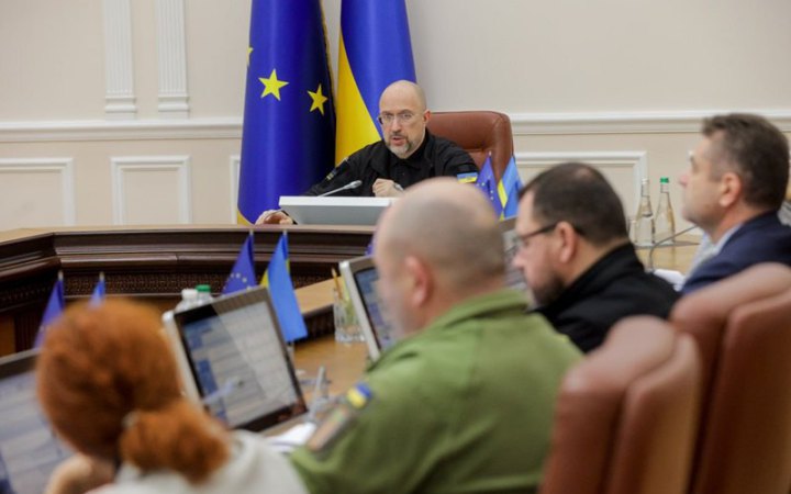 Шмигаль: у планах на рік – виробництво 30 000 далекобійних БпЛА та 3000 крилатих ракет і ракет-дронів