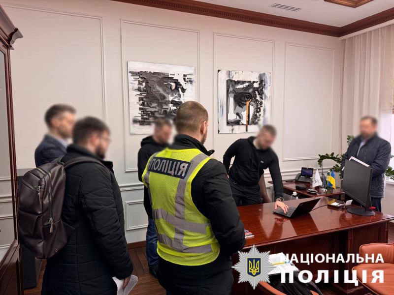 Правоохоронці проводять обшуки у провідних фармвиробників Києва (фото)