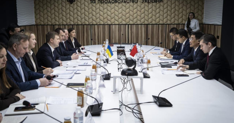 Китай купуватиме в України рибу та горох