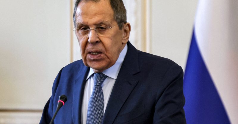 Росія вважатиме розміщення миротворців в Україні залученням НАТО в конфлікт – Лавров