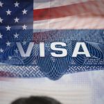 США запровадять нові візові обмеження для громадян 43 країн, включно з Росією та Білоруссю – NYT