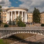 АРМА розпочало пошук управителя Жовтневого палацу в центрі Києва