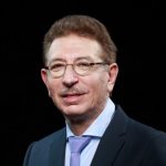 Власник банку «Альянс» Сосіс купує в Ахметова страхову компанію «АСКА-Життя»