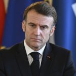 Це не справа Росії: Макрон жорстко виступив щодо відправки миротворців до України