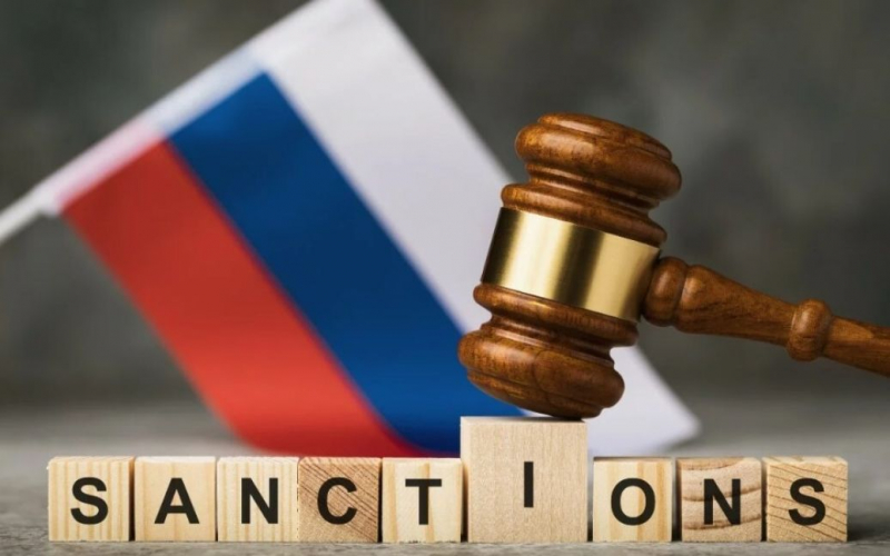 Чи дійсно Україна розглядає послаблення санкцій проти Росії: в РНБО відповіли