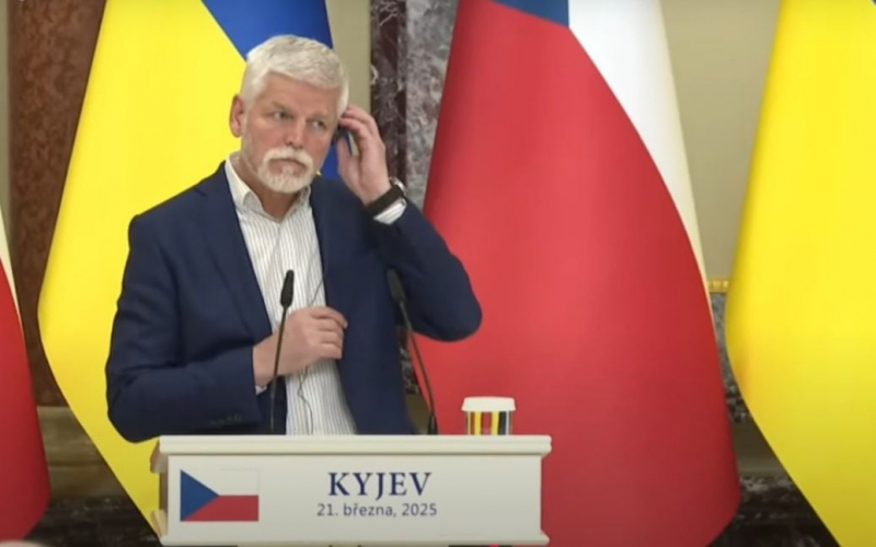Чи готова Чехія відправити своїх миротворців до України: президент Павел зробив заяву
