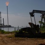 Трамп вирішив вдарити митами по країнах, що купують нафту у Венесуели