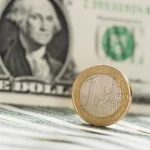 Курс валют на 26 березня: долар та євро в банках подешевшали