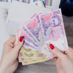 Підвищення мінімальної зарплати в Україні не передбачене через меморандум з МВФ, – нардеп