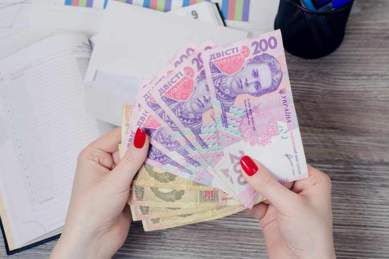 Підвищення мінімальної зарплати в Україні не передбачене через меморандум з МВФ, – нардеп