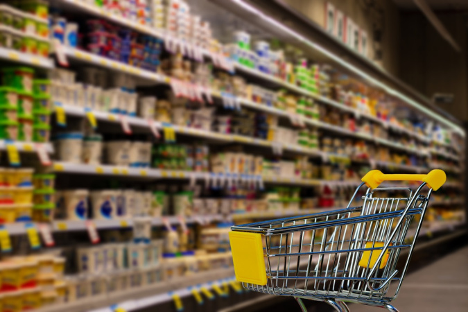 У березні в Україні суттєво подорожчали овочі, молочні продукти та курятина — УКАБ
