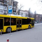 У Києві наземний громадський транспорт більше не зупинятиметься під час повітряних тривог