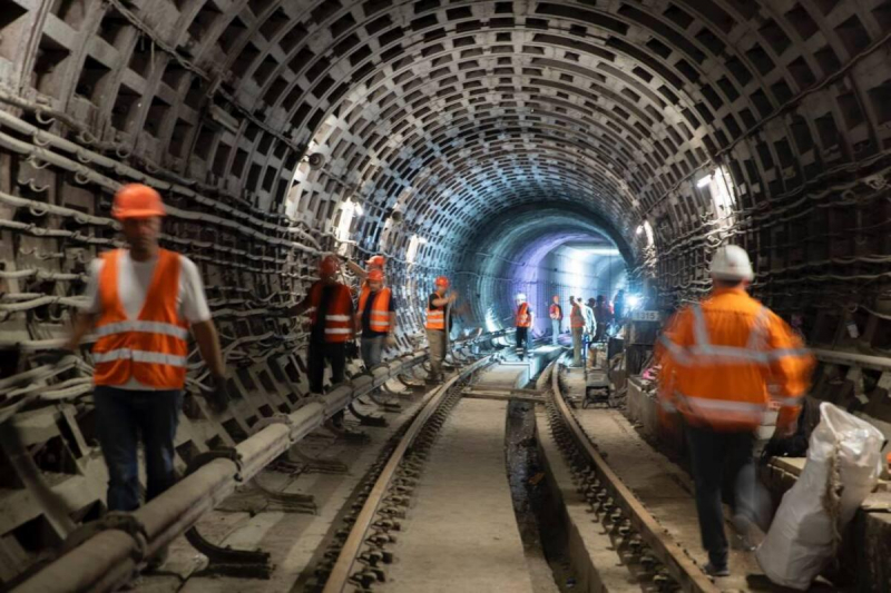 У Києві закрили шість станцій червоної лінії метро: яка причина