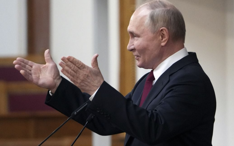 У Німеччині прокоментували умову Путіна про припинення допомоги України