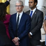 Apple уникла митного удару Трампа, але загроза залишається – WSJ