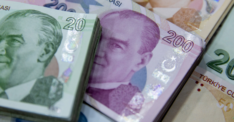 Центробанк Туреччини несподівано підвищив ставку до 46%