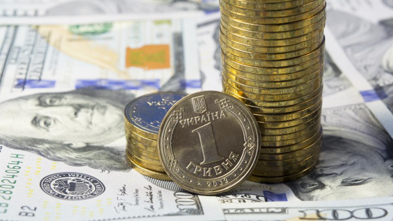 Лагідний доторк дефолту: Мінфін бідкається, кредитори - викручують руки