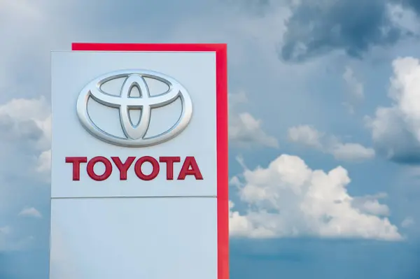 Toyota планує інвестувати в Китай $2 млрд