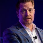Гендиректор CrowdStrike передав у дар акції компанії на понад $1 млрд