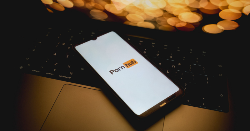 Єврокомісія розслідує діяльність Pornhub, Stripchat, XNXX і XVideos через ймовірне порушення закону про цифрові послуги