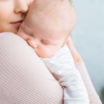50 тисяч гривень при народженні дитини: в уряді планують змінити систему виплат матерям