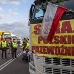Польські перевізники припинили блокування руху на ПП «Ягодин – Догогуськ»