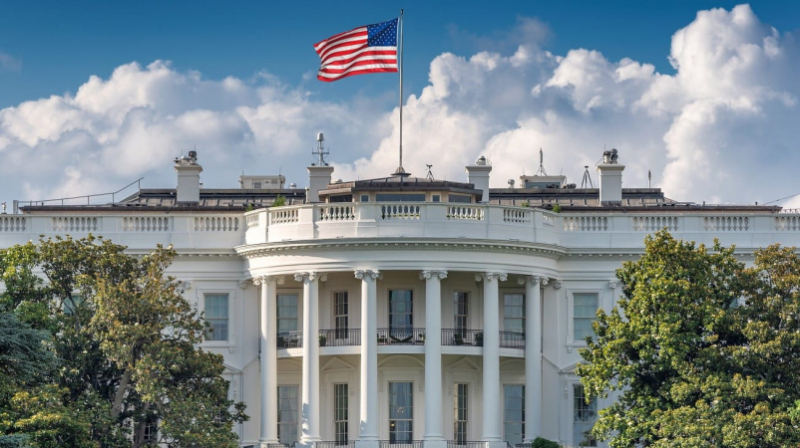 Адміністрація Трампа заборонила низці американських компаній продаж технологій до Китаю