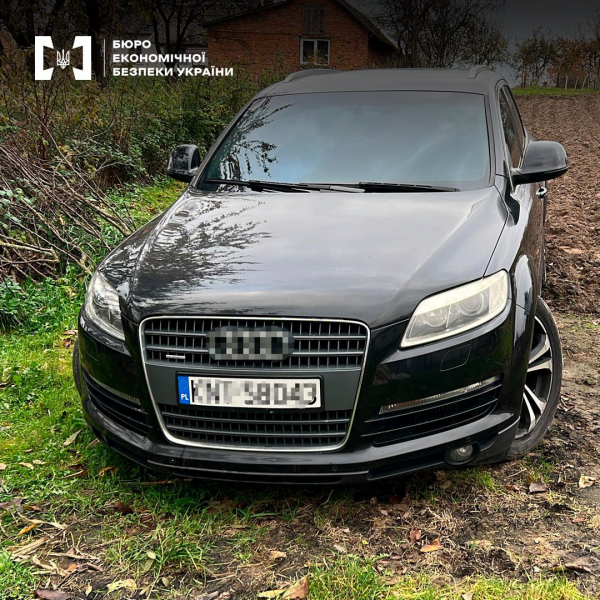 Автомобілі для перепродажу маскували під допомогу ЗСУ