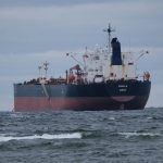 Bloomberg: танкери, які перебувають у санкційному списку США, постачають російську нафту до Індії