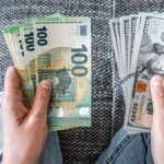 Нацбанк не поспішає змінювати курсоутворюючу валюту на євро