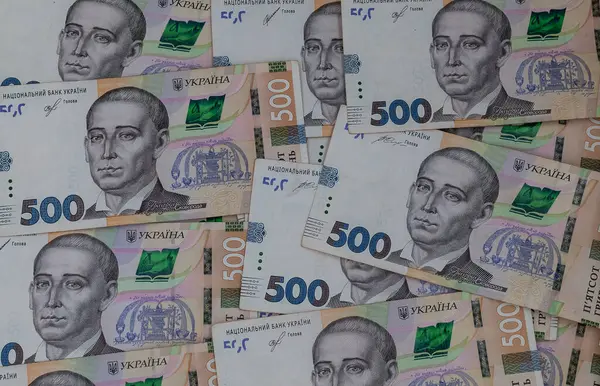 Офіційний курс: НБУ знизив гривню на дві копійки