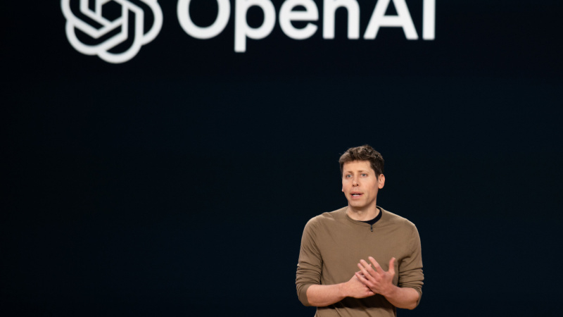 OpenAI купує стартап дизайнера iPhone за $6,5 млрд